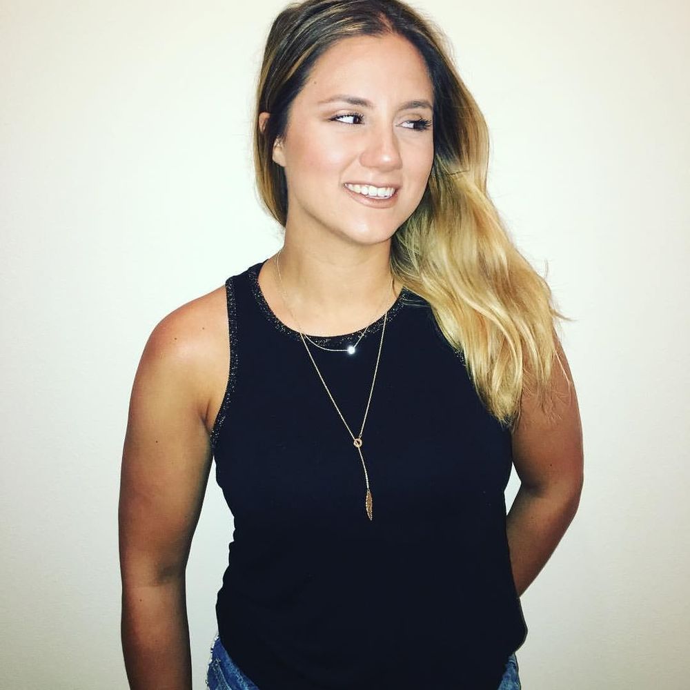 Meet your Posher, Dana